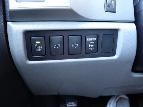 Used 2016 Toyota Sequoia Limited image 69