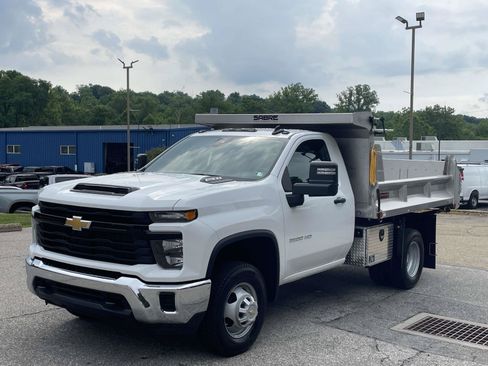 Used 2025 Chevrolet Silverado 3500 W/T w/ WT Convenience Package AWD/4WD image 7