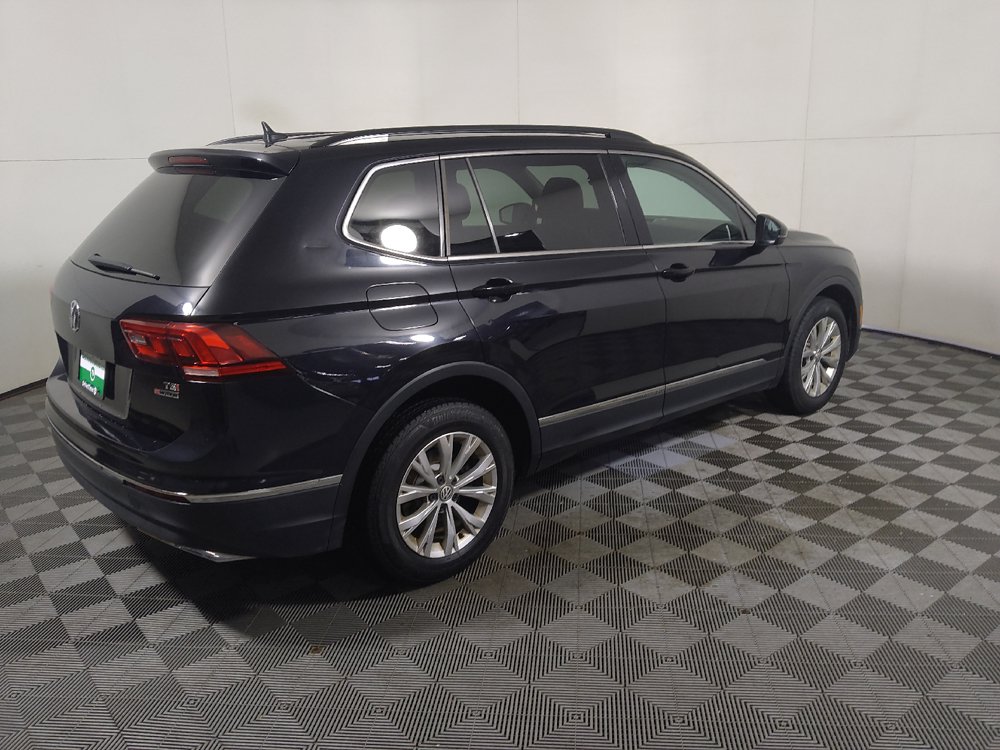 Used 2018 Volkswagen Tiguan SE AWD/4WD image 10