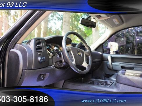 Used 2013 Chevrolet Silverado 2500 LT w/ Interior Plus Package AWD/4WD image 13
