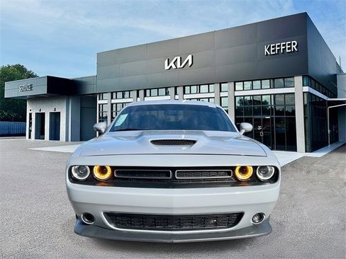Used 2021 Dodge Challenger R/T image 3