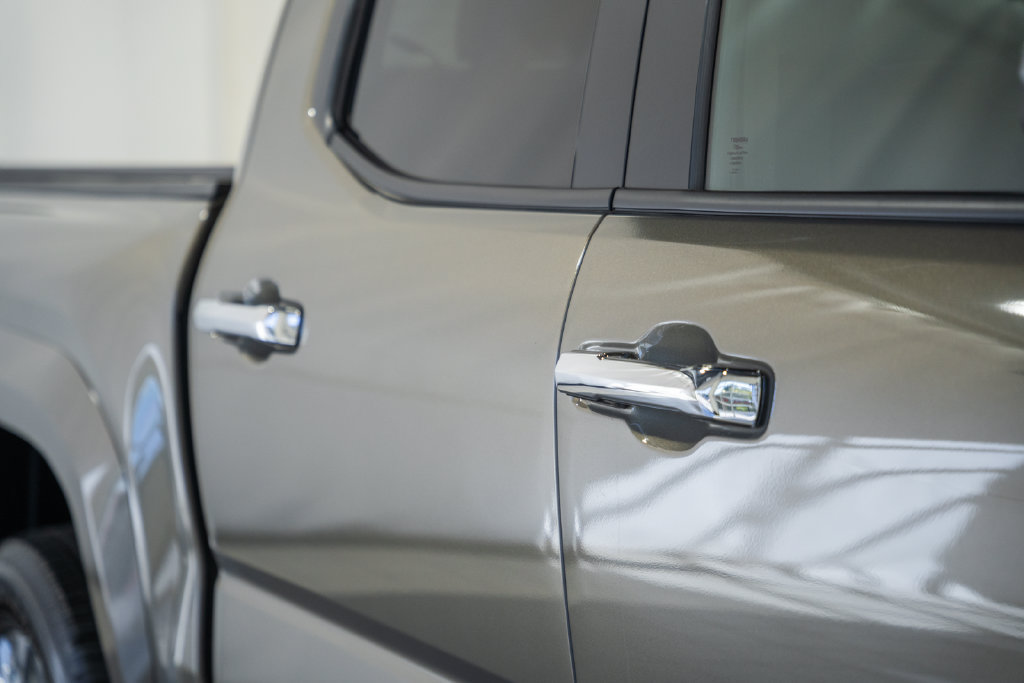 Certified 2025 Toyota Tacoma Limited AWD/4WD image 16