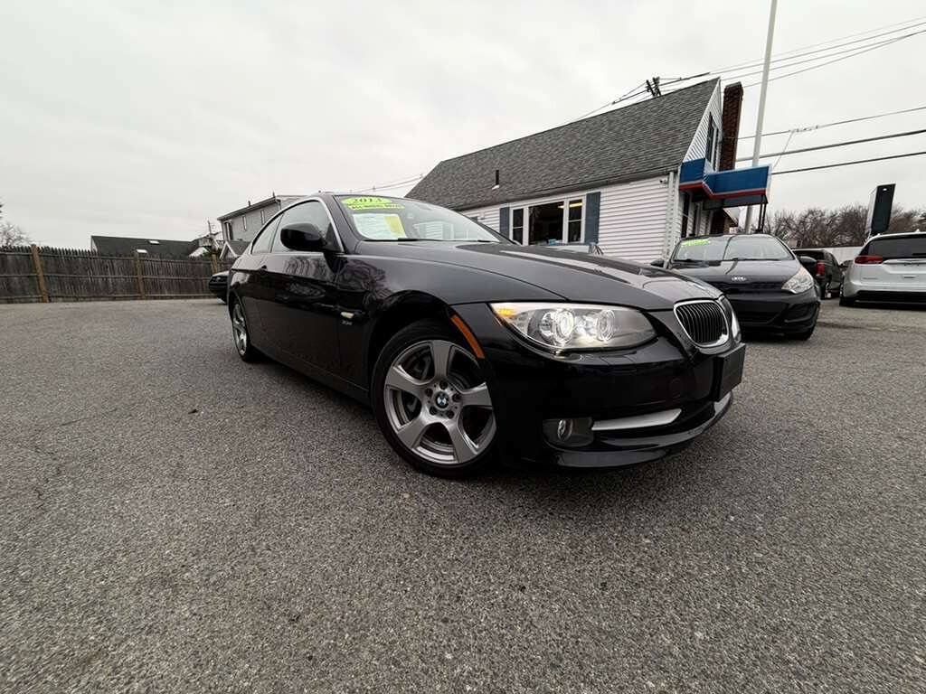 Used 2013 BMW 335i xDrive Coupe AWD/4WD image 1