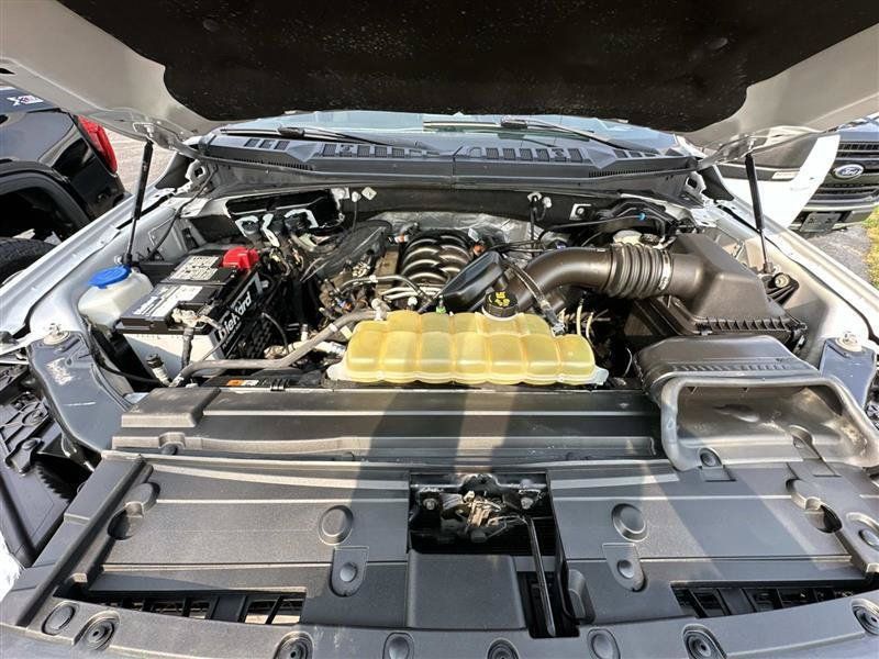 Used 2019 Ford F150 XLT w/ Equipment Group 302A Luxury AWD/4WD image 6