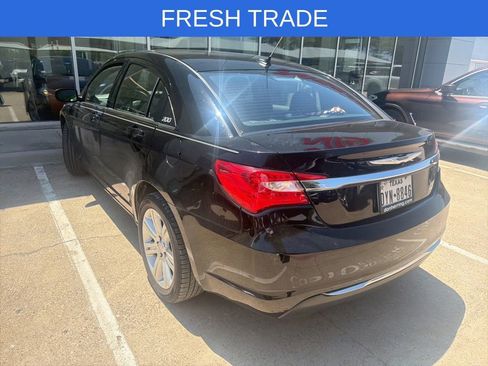 Used 2013 Chrysler 200 Touring FWD image 14