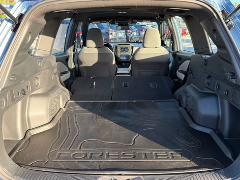 Certified 2025 Subaru Forester AWD/4WD image 27
