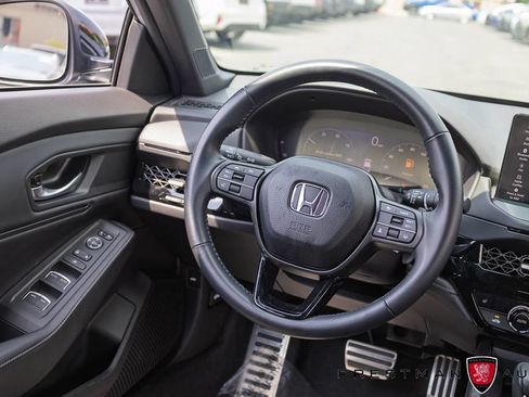 Used 2025 Honda Accord Sport image 32