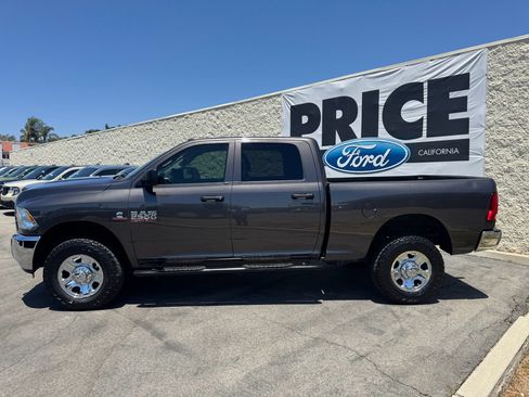Used 2018 RAM 2500 Tradesman w/ Chrome Appearance Group AWD/4WD image 6