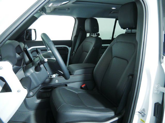 Used 2026 Land Rover Defender 110 S AWD/4WD image 21