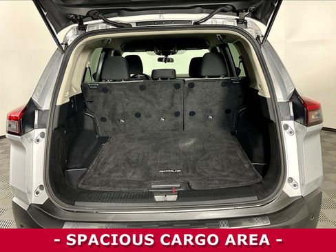 Certified 2022 Nissan Rogue SV AWD/4WD image 37