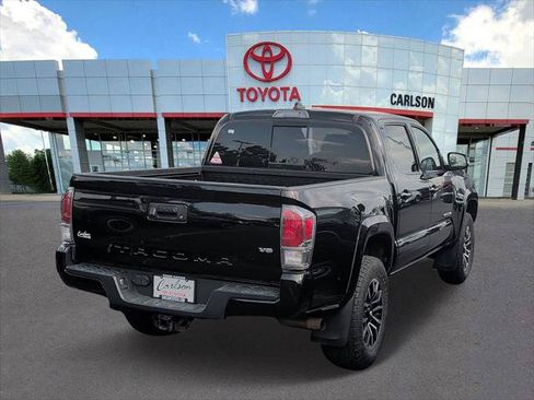 Certified 2020 Toyota Tacoma TRD Sport AWD/4WD image 4