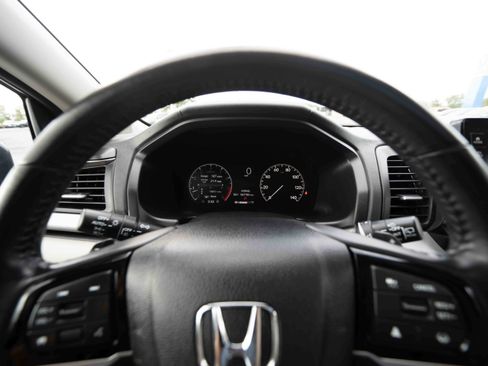 Used 2025 Honda Odyssey EX-L image 15