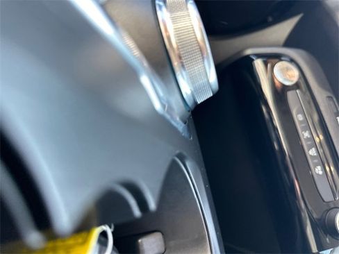 New 2025 Ford Escape SE image 9