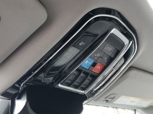 Certified 2022 Jeep Grand Cherokee Overland w/ Advanced Protech Group III image 24