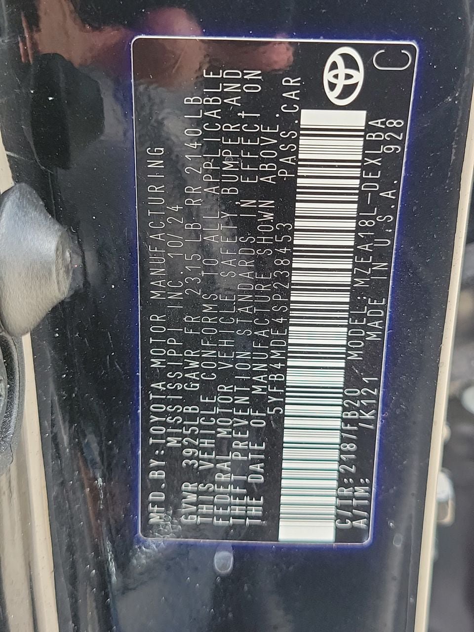 Used 2025 Toyota Corolla LE FWD image 30