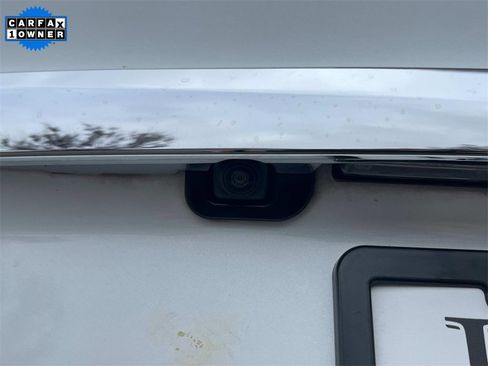 Used 2015 Nissan Sentra SR w/ Navigation Package image 15