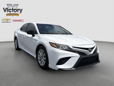 Used 2019 Toyota Camry SE FWD image 8