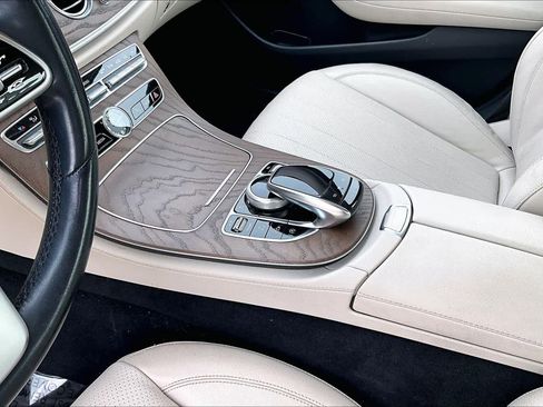 Used 2020 Mercedes-Benz E 350 E 350 image 17