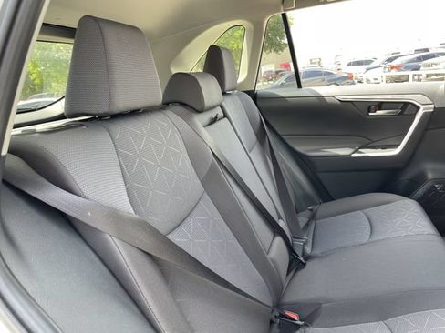 Used 2025 Toyota RAV4 XLE w/ Convenience Package AWD/4WD image 29