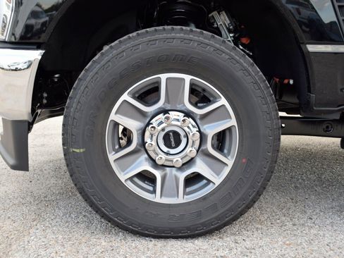 New 2026 Ford F250 Lariat w/ Lariat Premium Package image 25