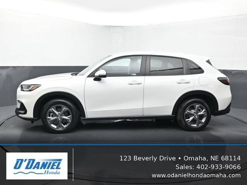 Used 2026 Honda HR-V LX image 2