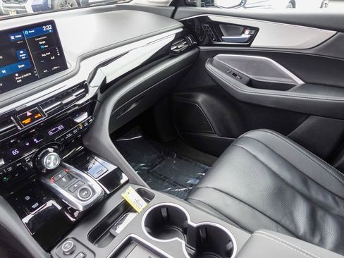 Certified 2025 Acura MDX w/ Technology Package image 21