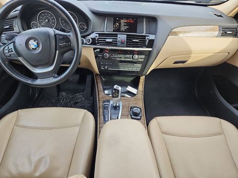 Used 2017 BMW X3 xDrive28i image 9