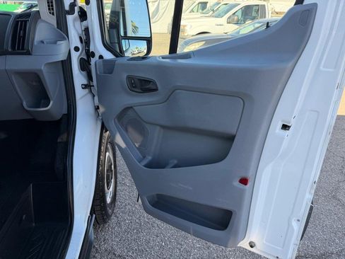 Used 2017 Ford Transit 350 XL image 19