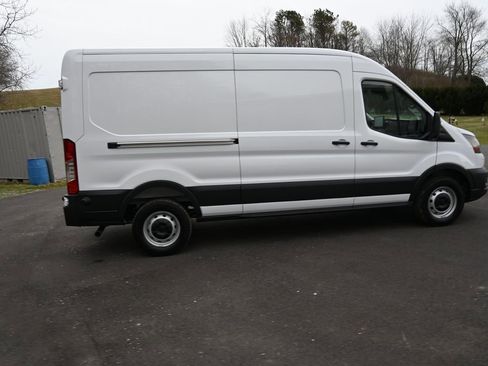 New 2026 Ford Transit 250 148 Medium Roof image 15