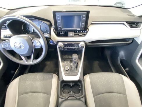 Used 2022 Toyota RAV4 XLE w/ Convenience Package image 23
