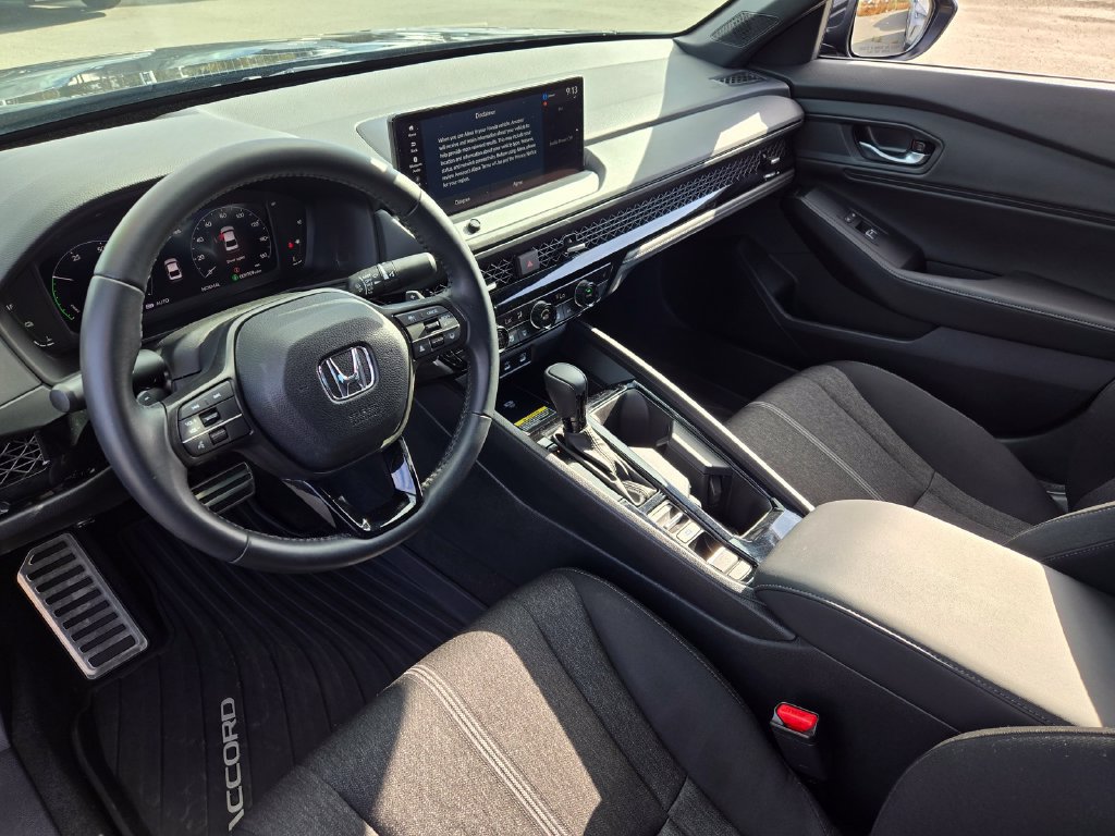 Used 2025 Honda Accord Sport image 10