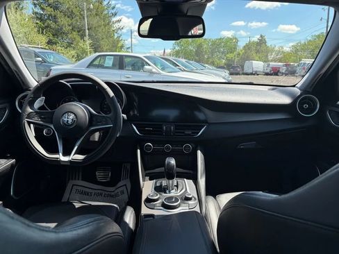 Used 2018 Alfa Romeo Giulia Ti Sport w/ Quick Order Package 22S Sport image 19