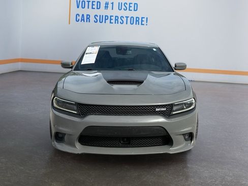 Used 2017 Dodge Charger R/T image 8