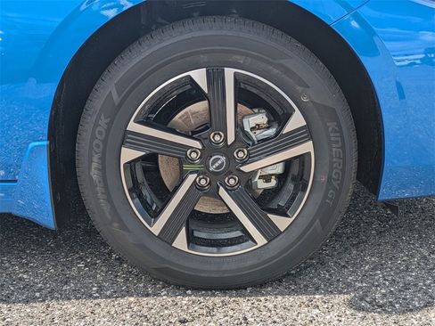 New 2025 Nissan Sentra SV image 11
