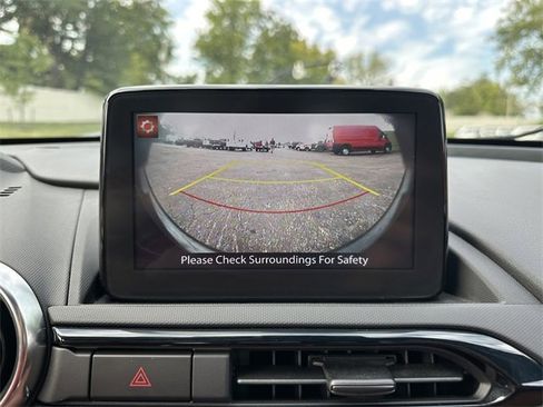 Used 2019 MAZDA MX-5 Miata RF Grand Touring image 30