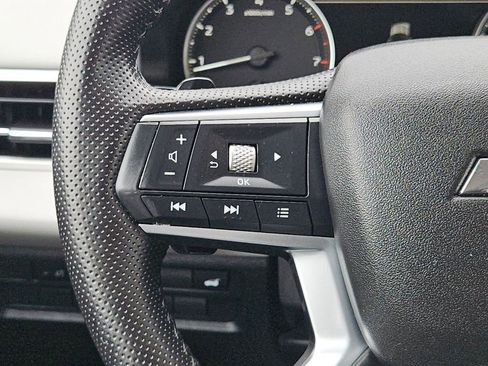 Used 2025 Mitsubishi Outlander SE AWD/4WD image 24
