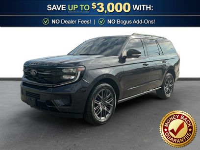 Used 2025 Ford Expedition Platinum w/ Stealth Performance Package
