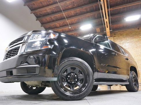 Used 2019 Chevrolet Tahoe 2WD image 3