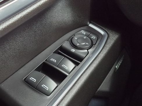 Used 2024 Chevrolet Silverado 1500 LT Trail Boss w/ Convenience Package II AWD/4WD image 11