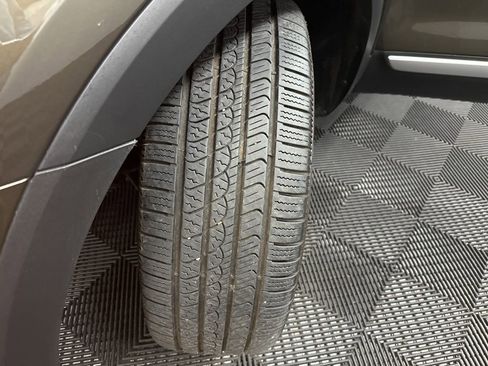 Used 2025 Kia Telluride S image 44