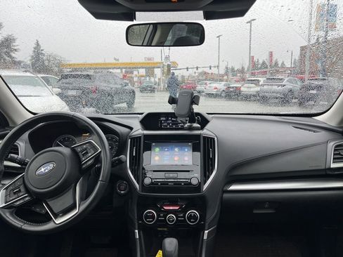 Used 2023 Subaru Forester Premium image 6