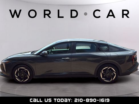 Used 2025 Kia K4 EX FWD image 7