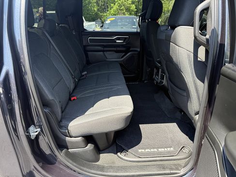 Used 2019 RAM 1500 Big Horn AWD/4WD image 17