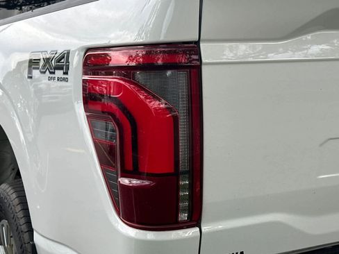 Used 2024 Ford F150 Lariat w/ FX4 Off-Road Package AWD/4WD image 10