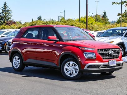 Used 2025 Hyundai Venue SE