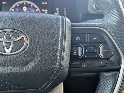 Used 2024 Toyota Tacoma SR5 image 19
