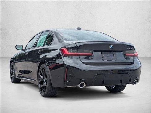 Certified 2025 BMW 330i Sedan w/ M Sport Package image 7