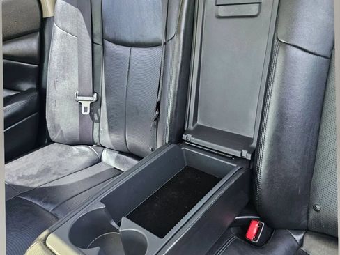Used 2018 INFINITI Q70 Luxe RWD image 15