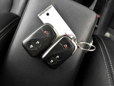 Used 2016 Lexus CT 200h 200h image 38