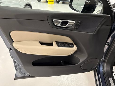 Certified 2026 Volvo XC60 B5 Plus AWD/4WD image 9